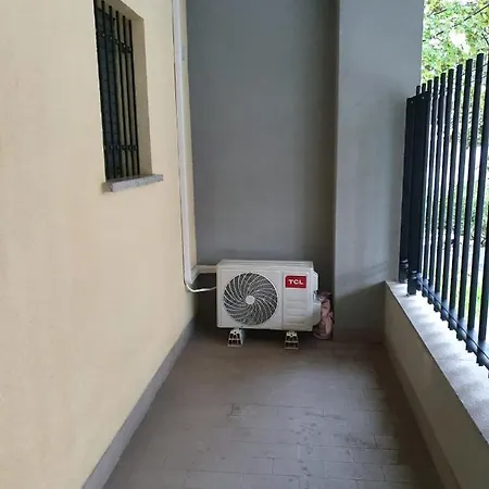 B E B House Apartment Busto Arsizio Exterior photo